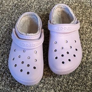 CROCS with fur - Light Purple